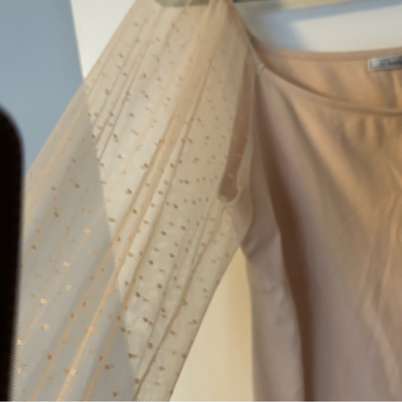 Beige ribbed top sheer sleeve - Picture 4 of 5